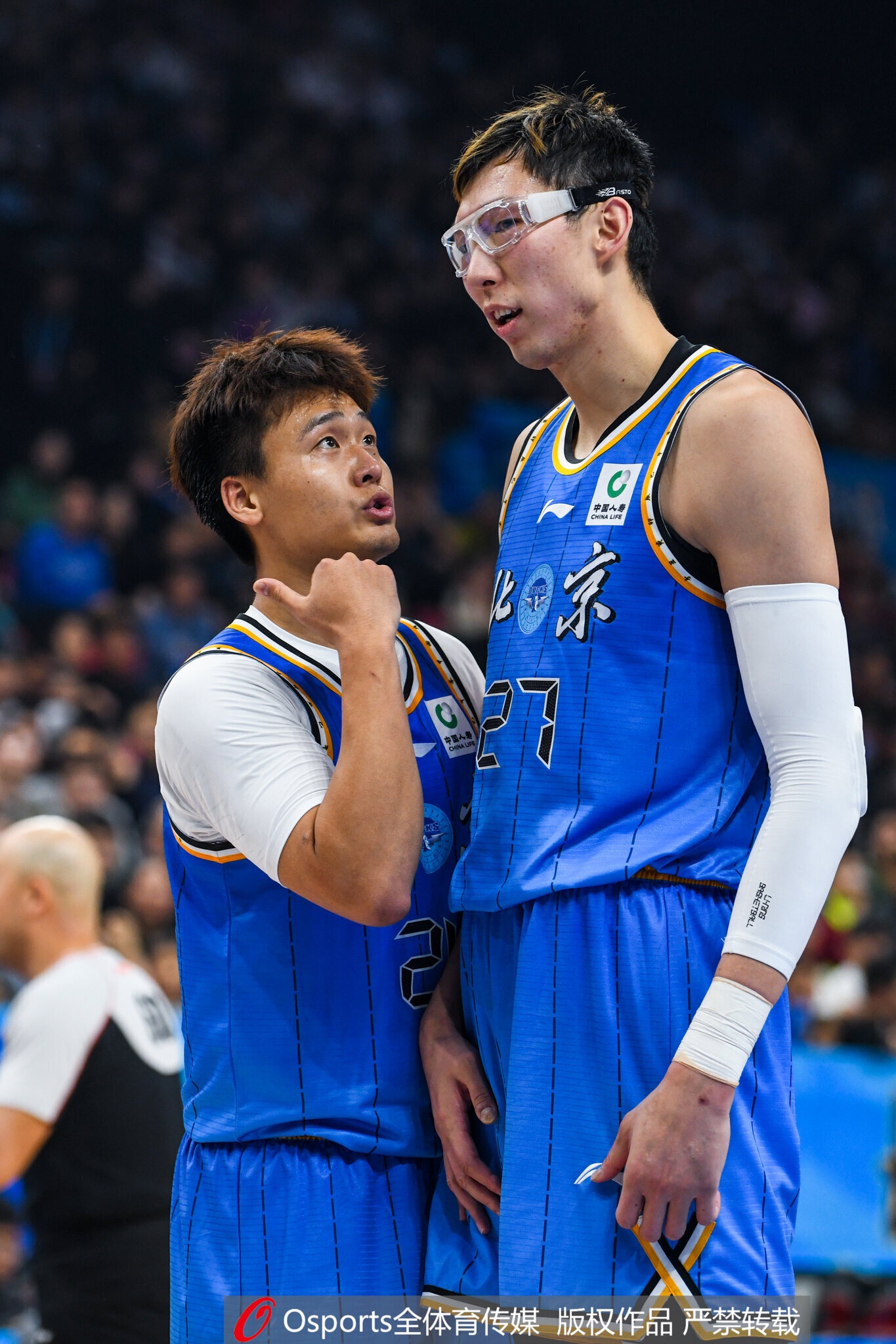 kaiyun-本赛季周琦状态不错是内线大闸 主力接连伤停 北京遭遇伤病潮